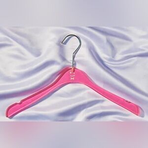 FINAL SALE‼️The Hangers Pink